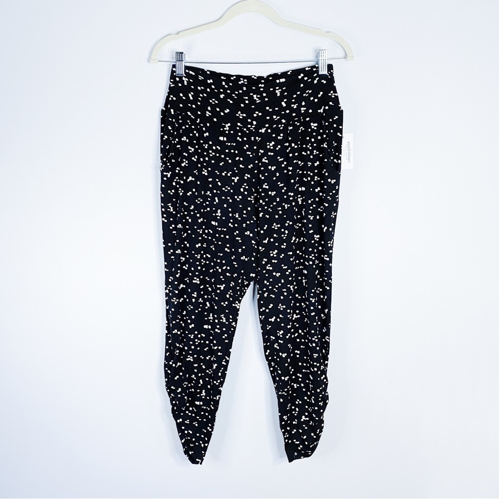 A-Line Hawaii - Black & White Printed Pants
